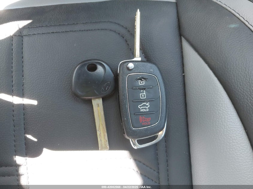 2016 HYUNDAI SONATA SE - 5NPE24AF6GH407389