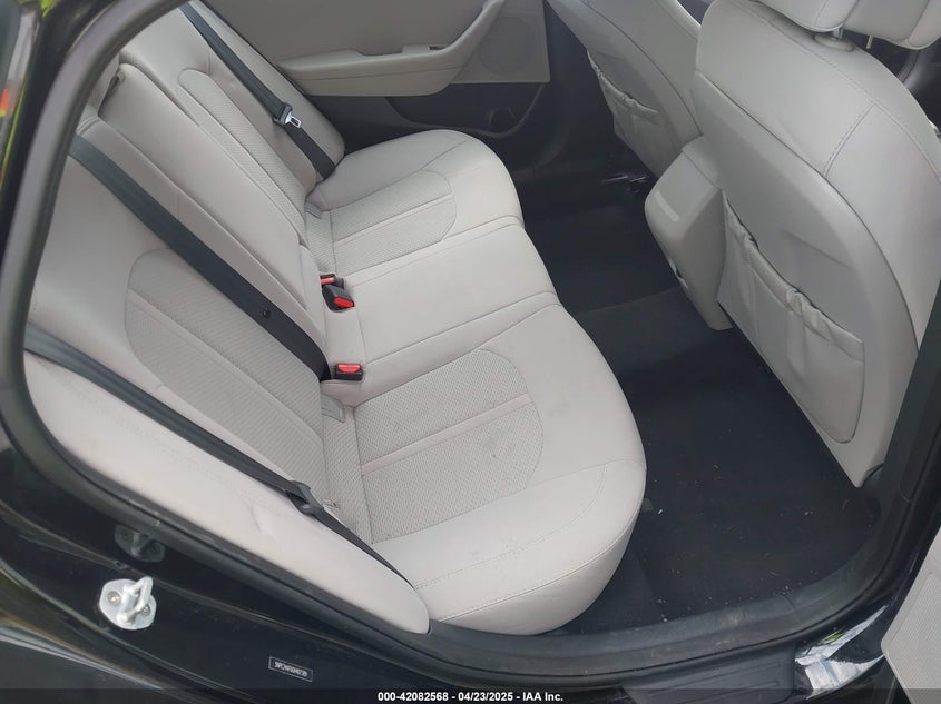 2016 HYUNDAI SONATA SE - 5NPE24AF6GH407389