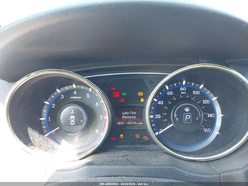 2013 HYUNDAI SONATA VIN: 5NPEB4AC1DH742870