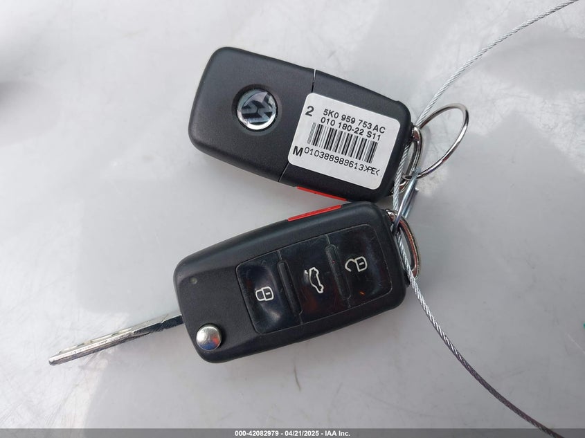 2014 VOLKSWAGEN JETTA VIN: 3VWD17AJ9EM417360