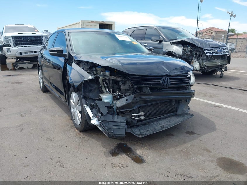 2014 VOLKSWAGEN JETTA VIN: 3VWD17AJ9EM417360