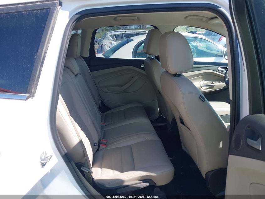 2017 FORD ESCAPE VIN: 1FMCU9GD8HUB05223