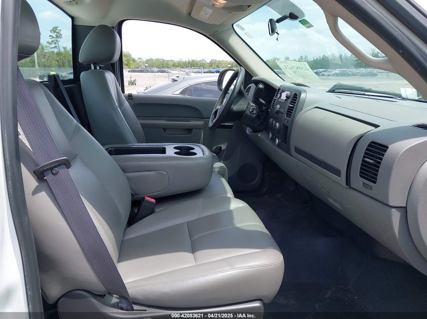 1GCNCPEX2BZ206317 2011 CHEVROLET SILVERADO photo no. 5