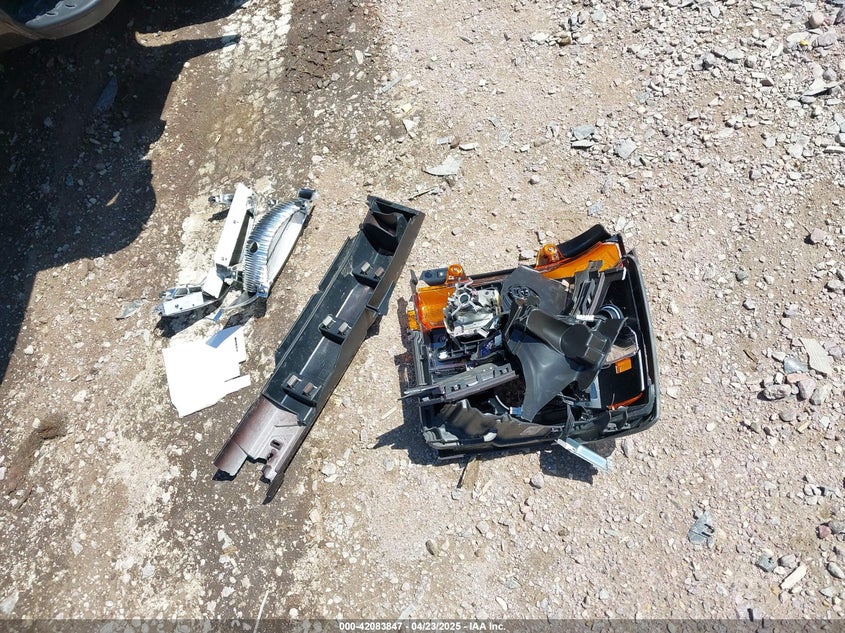 2016 CHEVROLET SILVERADO 1500 2LT - 3GCUKREC3GG305792