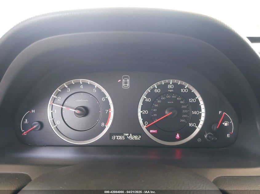 2011 HONDA ACCORD VIN: 1HGCP2E36BA132878