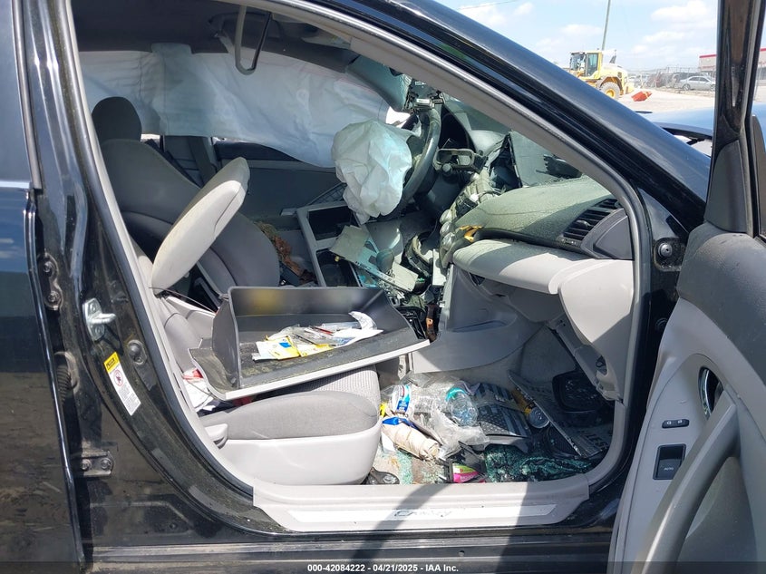 2011 TOYOTA CAMRY VIN: 4T1BF3EK1BU227918