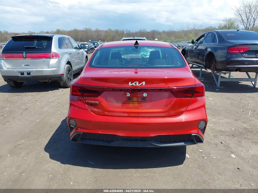 VIN 3KPF24AD4PE514738 2023 KIA FORTE LXS