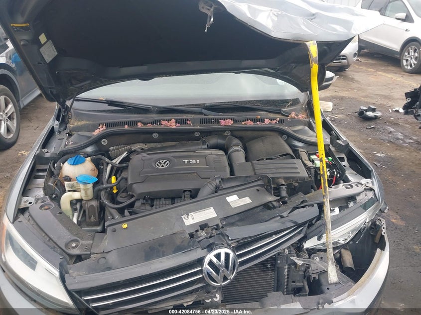 2014 VOLKSWAGEN JETTA 1.8T SE - 3VWD17AJ9EM298175