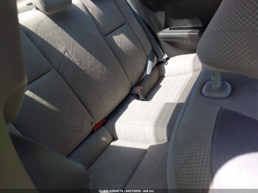 2012 HONDA CIVIC VIN: 2HGFG3B50CH519325