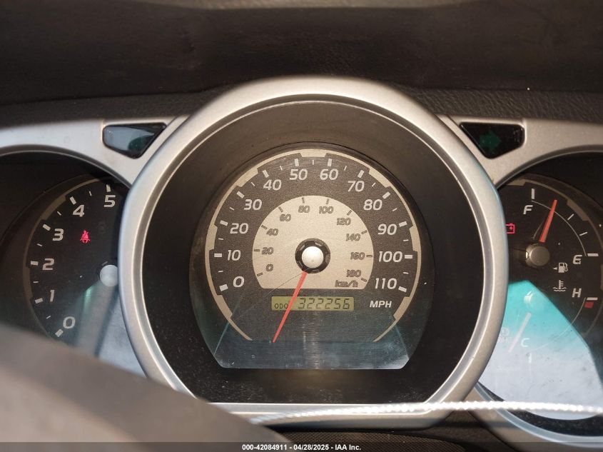 2003 Toyota 4Runner Sr5 V8 VIN: JTEZT14R738001256 Lot: 42084911