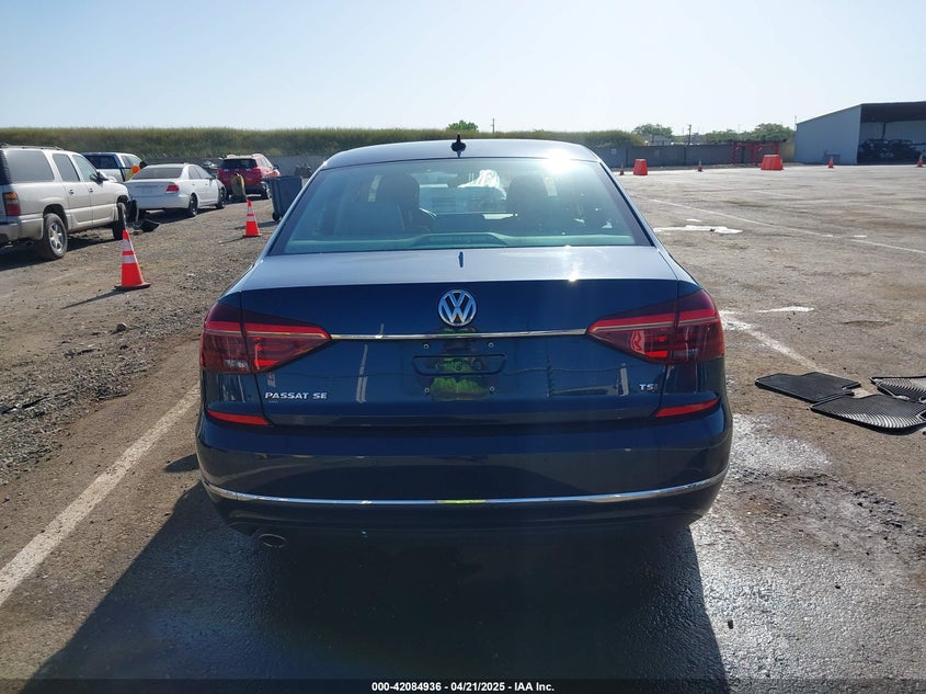 VIN 1VWBA7A3XJC038887 2018 VOLKSWAGEN PASSAT 2.0T SE