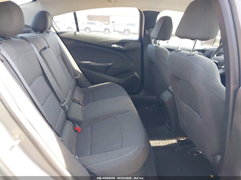2018 CHEVROLET CRUZE VIN: 1G1BE5SM2J7202024