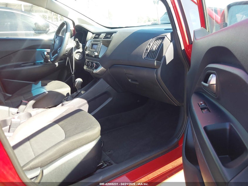 2017 KIA RIO LX - KNADM4A39H6111626