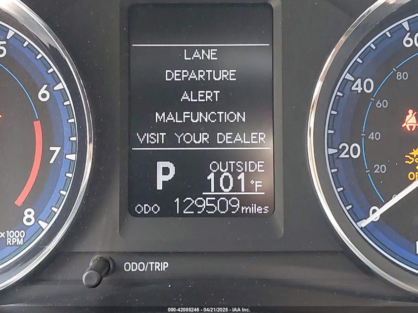 2017 Toyota Corolla Le VIN: 2T1BURHE6HC767192 Lot: 42085246