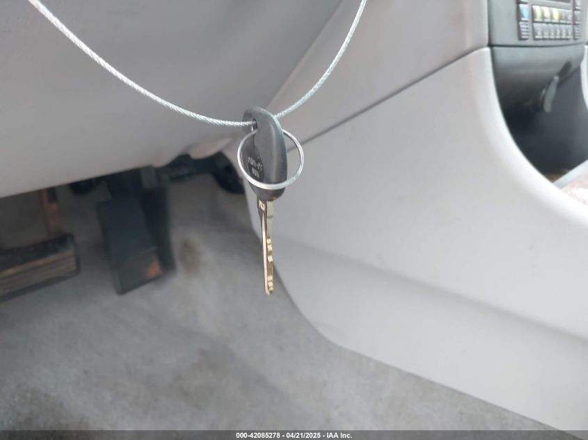 2005 Buick Lacrosse Cxs VIN: 2G4WE537X51210002 Lot: 42085278