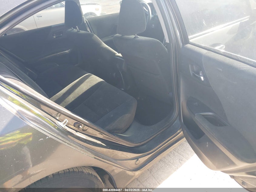 2013 HONDA ACCORD VIN: 1HGCR2F34DA205354