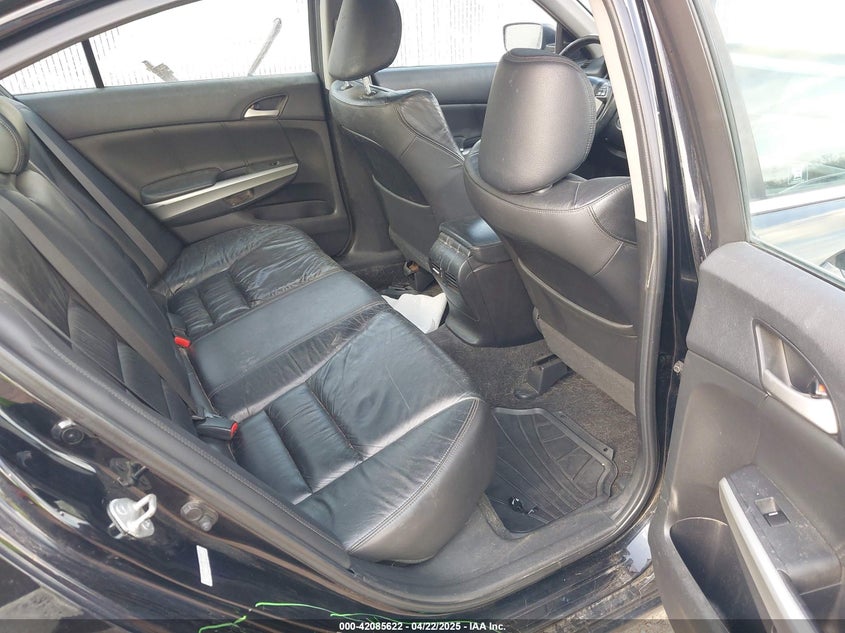 2010 HONDA ACCORD VIN: 1HGCP2F87AA032006
