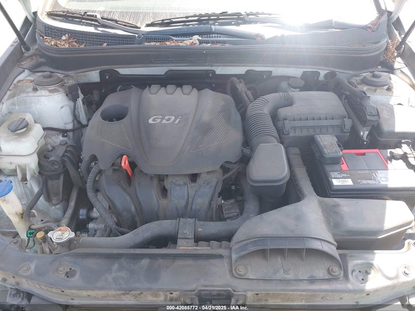 2013 HYUNDAI SONATA VIN: 5NPEB4AC5DH658843