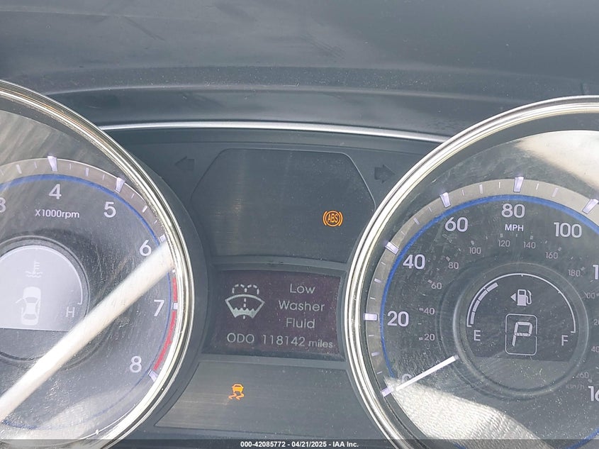 2013 HYUNDAI SONATA VIN: 5NPEB4AC5DH658843