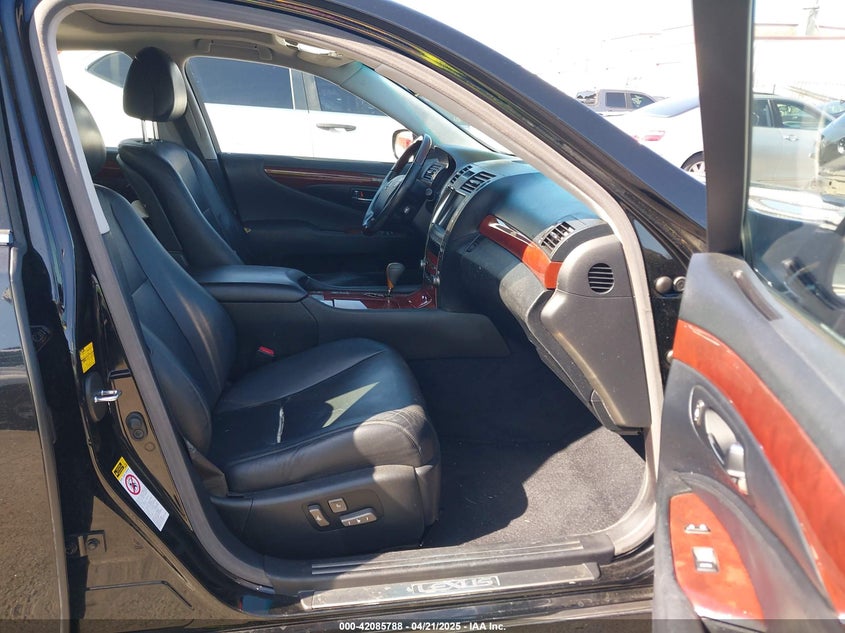 2008 LEXUS LS 460 VIN: JTHBL46F385083603
