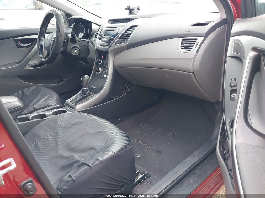 2014 HYUNDAI ELANTRA VIN: 5NPDH4AE9EH482327