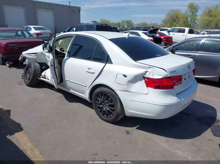 2010 HYUNDAI SONATA VIN: 5NPET4AC2AH649610