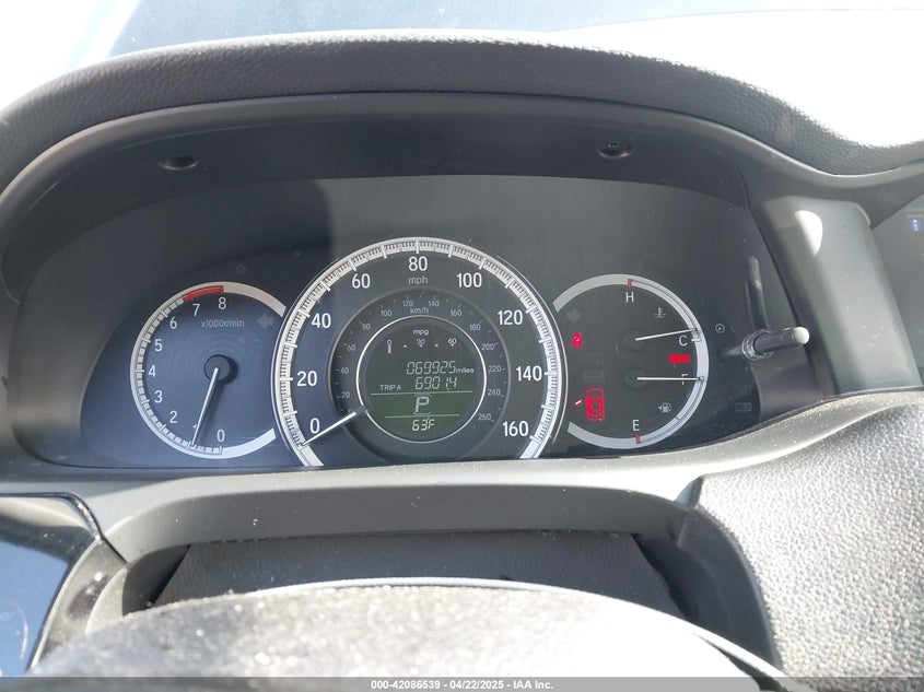 VIN 1HGCR2F32HA042001 2017 HONDA ACCORD LX