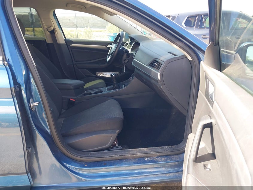 VIN 3VWN57BU0KM234524 2019 VOLKSWAGEN JETTA 1.4T S