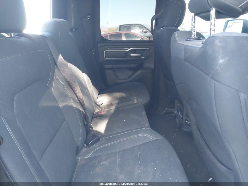 2022 RAM 1500 5.7L V-8 VVT, 395HP(VIN: 1C6RREBT6NN274404