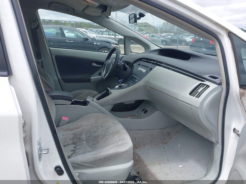 2010 TOYOTA PRIUS VIN: JTDKN3DU2A0220993