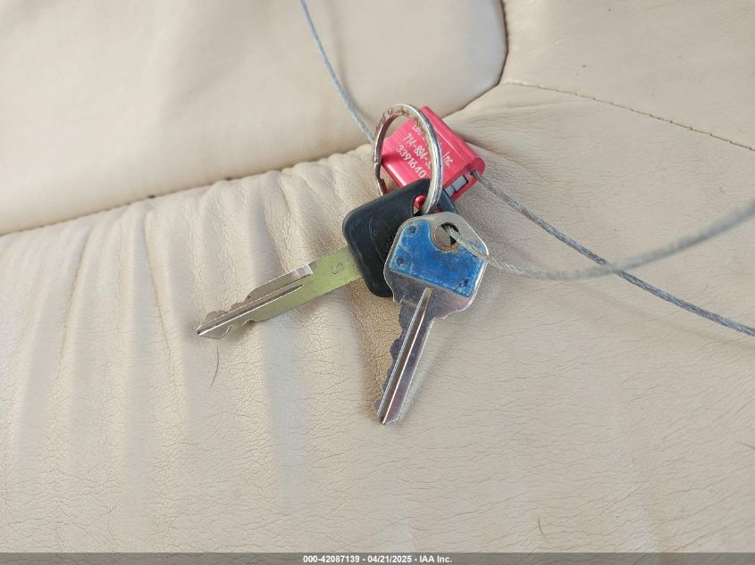 2003 Ford F550 Super Duty Stripped Chass VIN: 1FCNF53S030A04648 Lot: 42087139