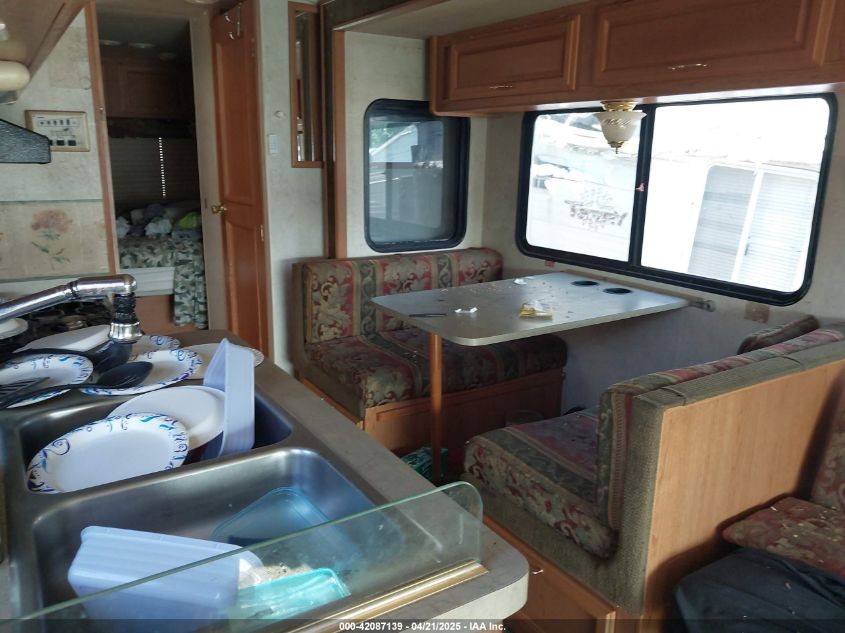 2003 Ford F550 Super Duty Stripped Chass VIN: 1FCNF53S030A04648 Lot: 42087139