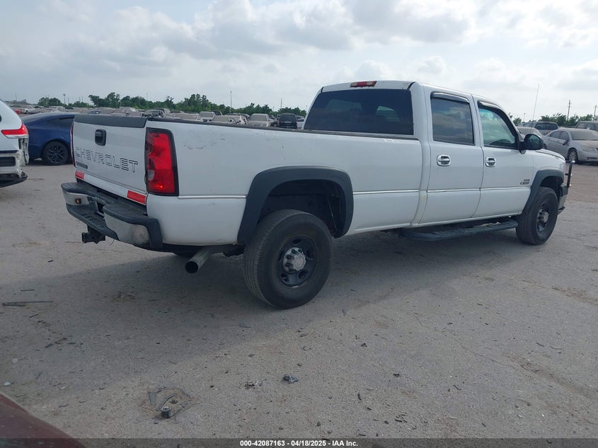 2007 CHEVROLET SILVERADO 3500 CLASSIC VIN: 1GCHC33D17F110749