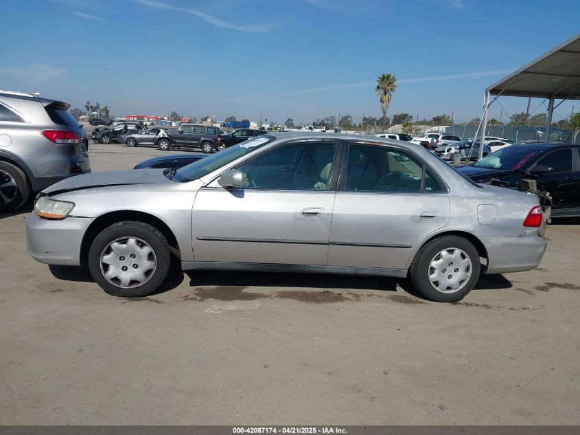 1998 Honda Accord Lx VIN: 1HGCG5646WA128182 Lot: 42087174