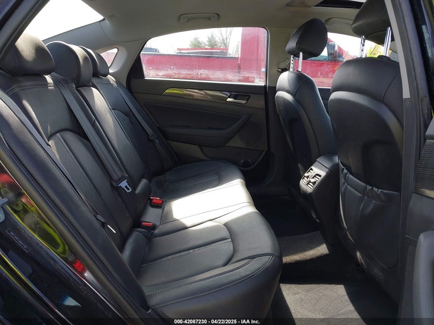 2018 HYUNDAI SONATA VIN: 5NPE34AF1JH643730