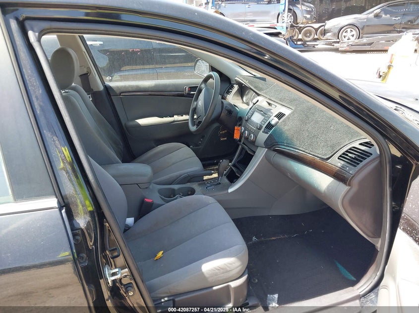 2009 HYUNDAI SONATA VIN: 5NPET46CX9H538999