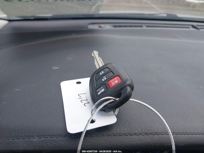 2019 TOYOTA COROLLA VIN: 2T1BURHEXKC143368