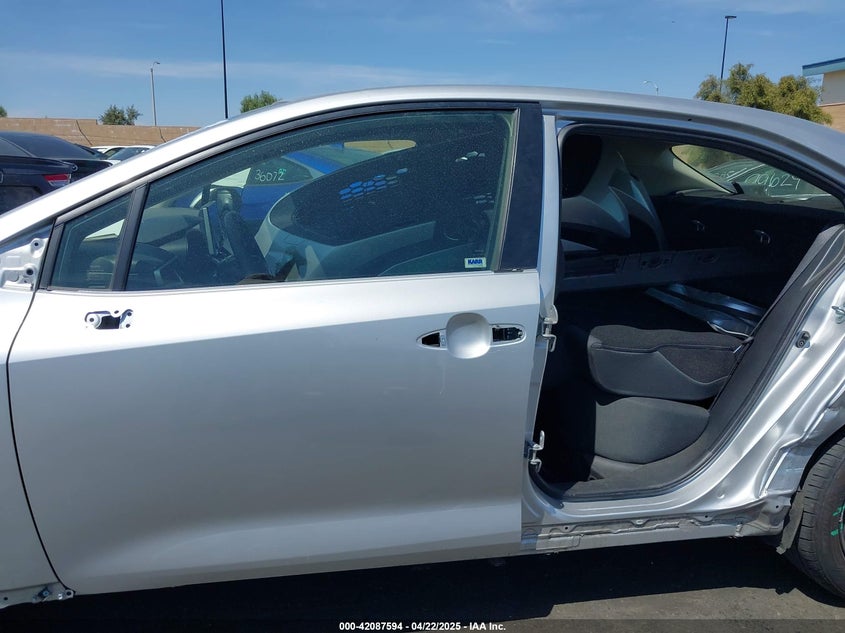 2020 TOYOTA COROLLA LE - JTDEPRAE4LJ090249