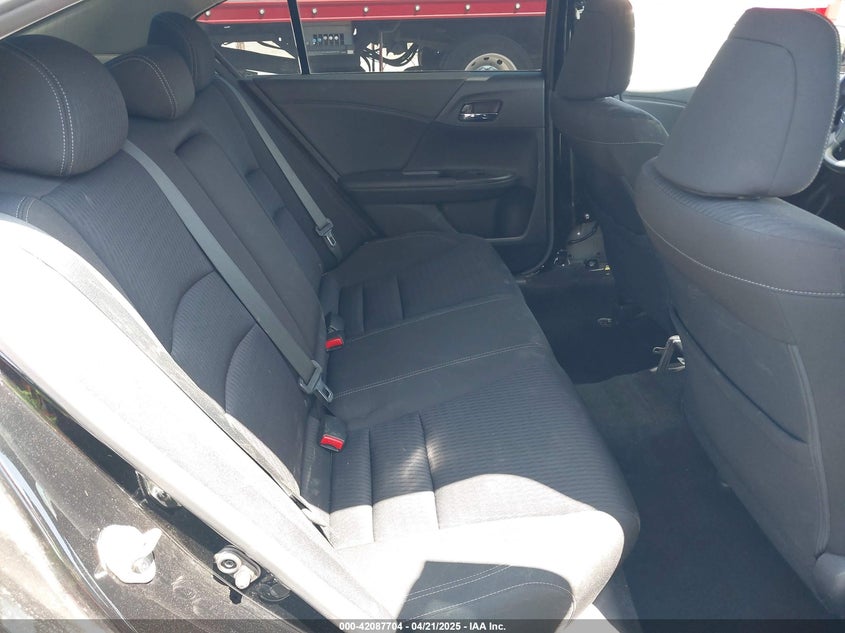 2015 HONDA ACCORD VIN: 1HGCR2F57FA272003