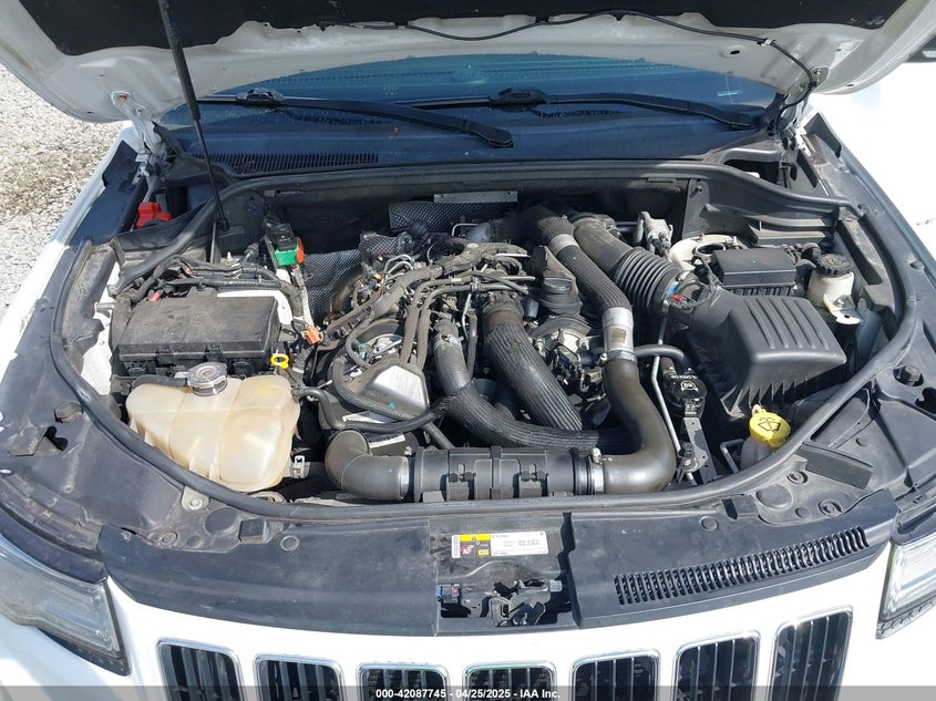 2014 JEEP GRAND CHEROKEE VIN: 1C4RJFBM3EC380612
