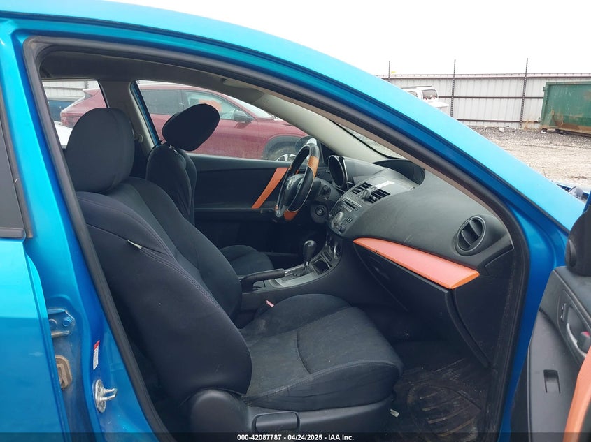 2011 MAZDA MAZDA3 VIN: JM1BL1K69B1446961