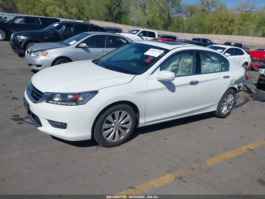 2015 HONDA ACCORD VIN: 1HGCR3F83FA000533
