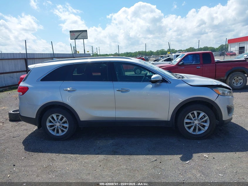 2017 KIA SORENTO VIN: 5XYPG4A37HG243532