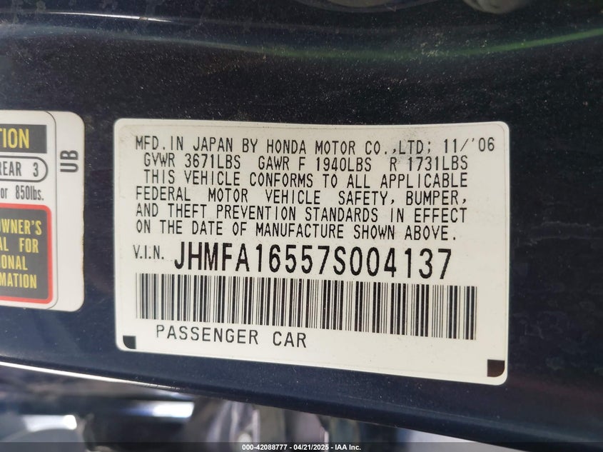 2007 HONDA CIVIC VIN: JHMFA16557S004137