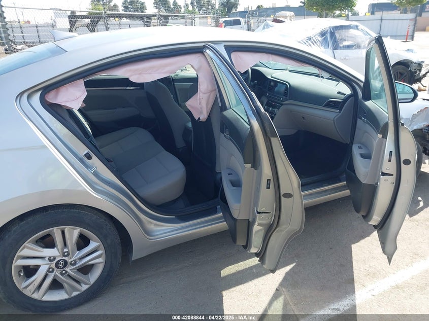 2020 HYUNDAI ELANTRA VIN: 5NPD84LFXLH551559