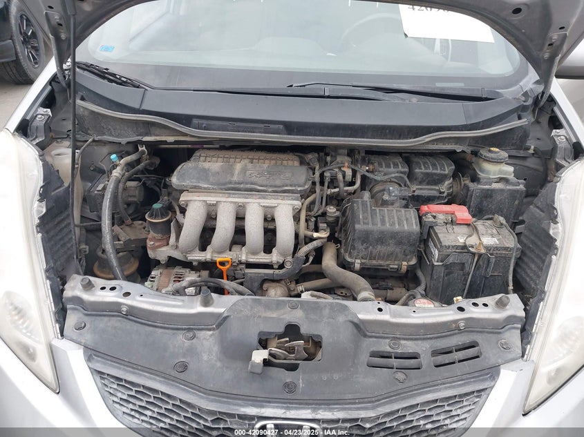 2009 HONDA FIT VIN: JHMGE88489S012483