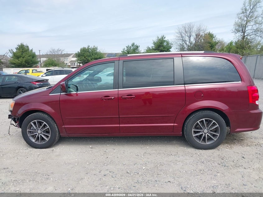 2017 DODGE GRAND CARAVAN SXT - 2C4RDGCG2HR715036