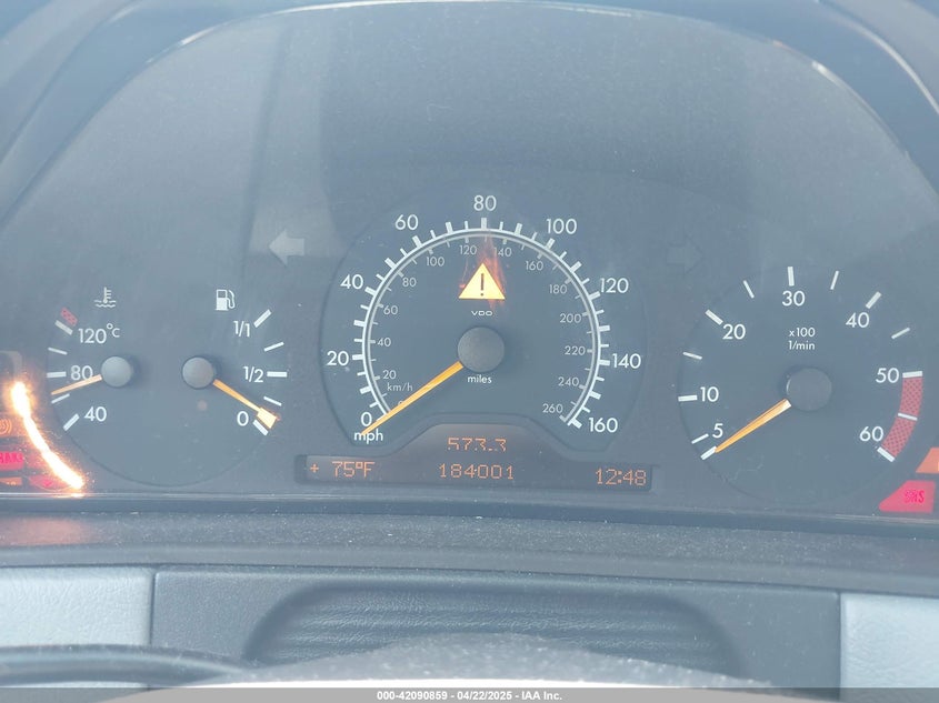 1999 Mercedes-Benz E 300 Diesel VIN: WDBJF25HXXA841906 Lot: 42090859