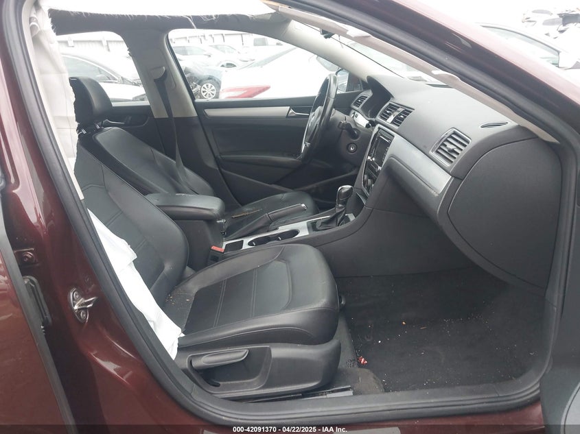 2013 VOLKSWAGEN PASSAT VIN: 1VWBH7A39DC007940