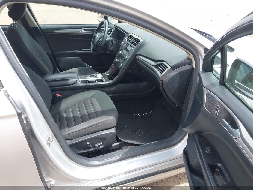 2017 FORD FUSION VIN: 3FA6P0H72HR405057